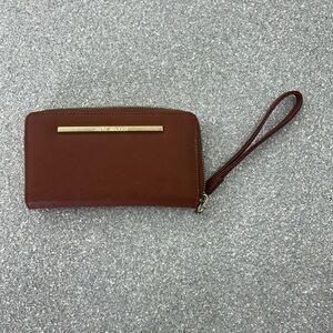 Steve Madden Brown Leather Wristlet Wallet